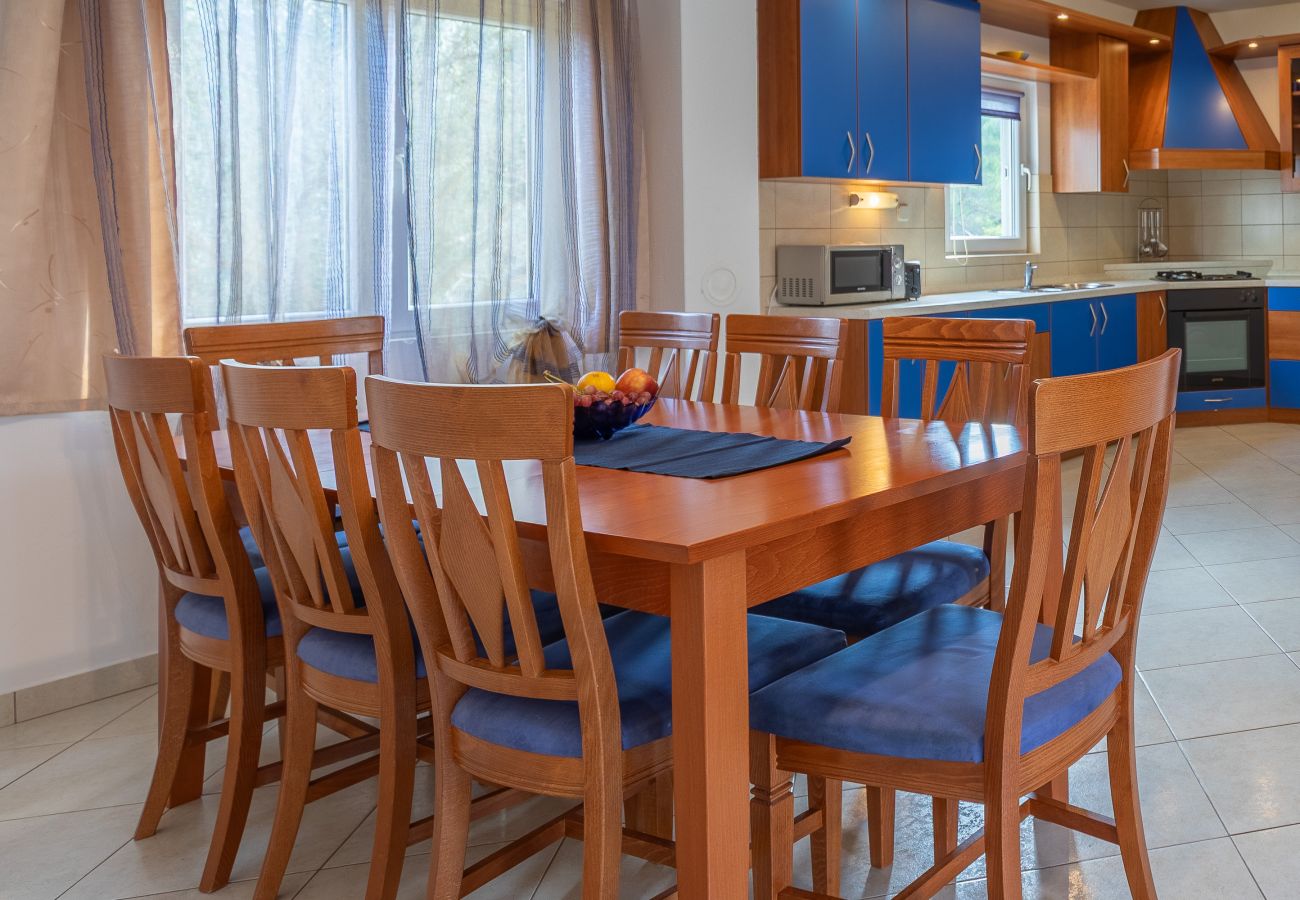House in Vir - Holiday Home Manuela with Private Beach Access