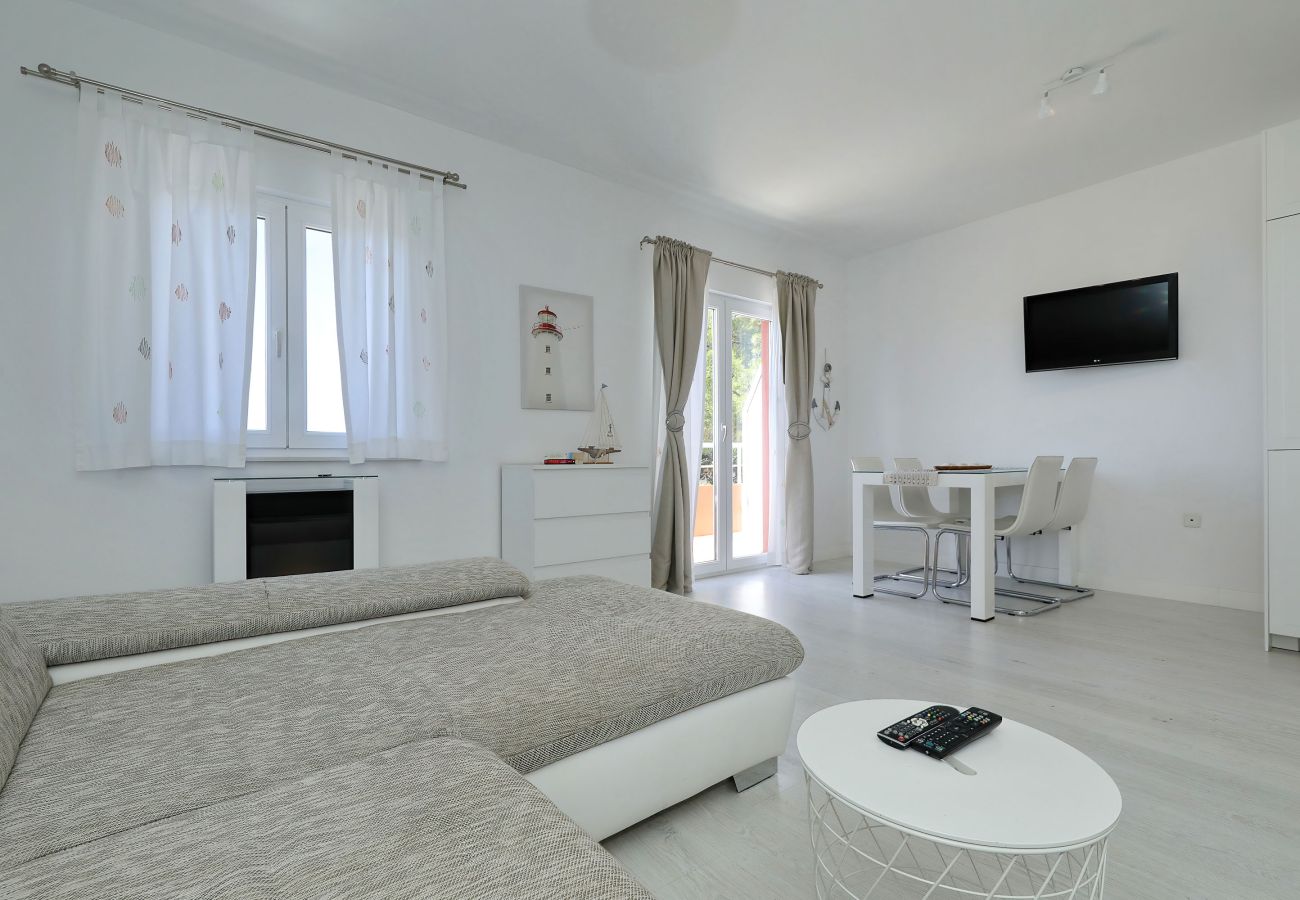 Apartment in Starigrad - Apartment Candela 6 by the Sea