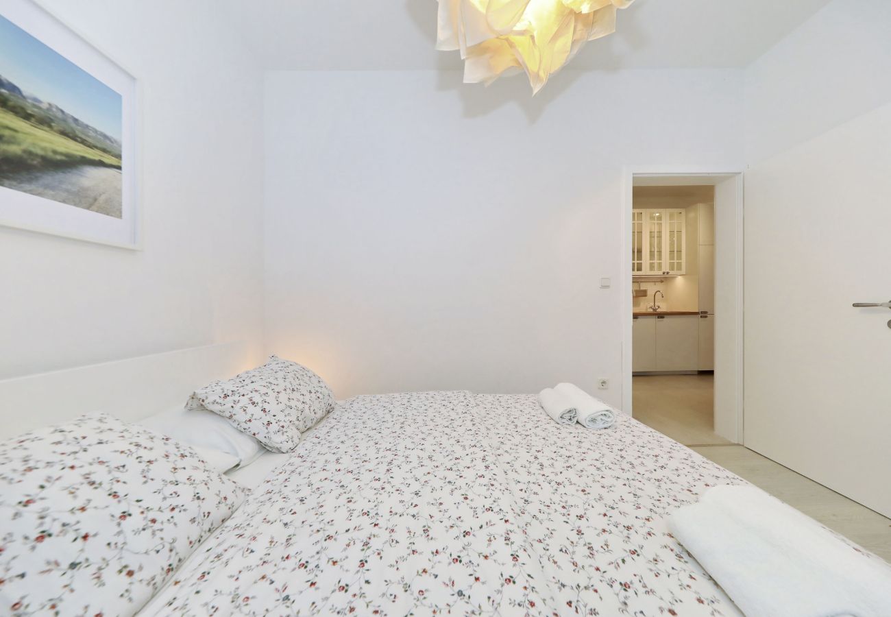 Apartment in Starigrad - Apartment Candela 2 by the Sea