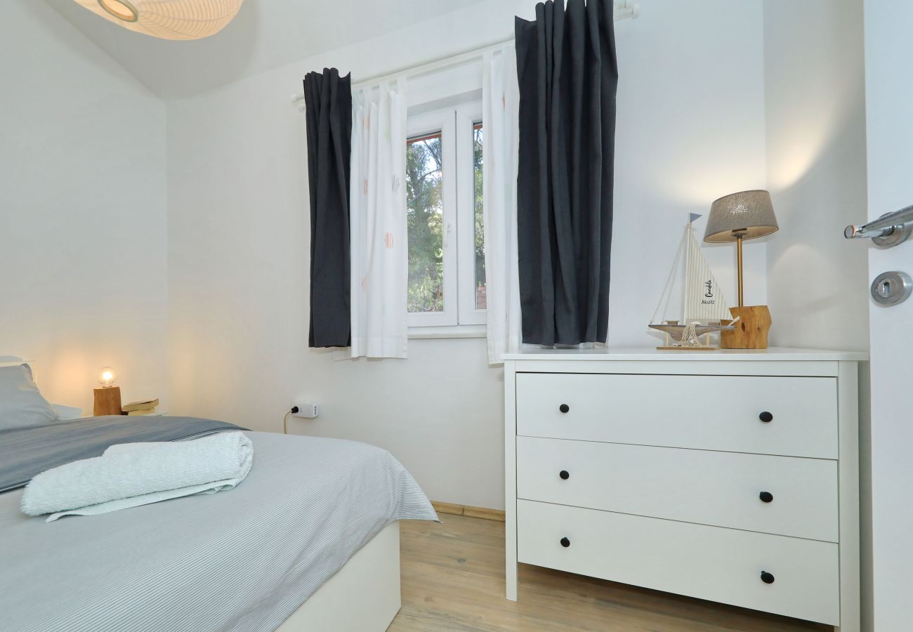 Apartment in Starigrad - Apartment Candela 3 by the Sea