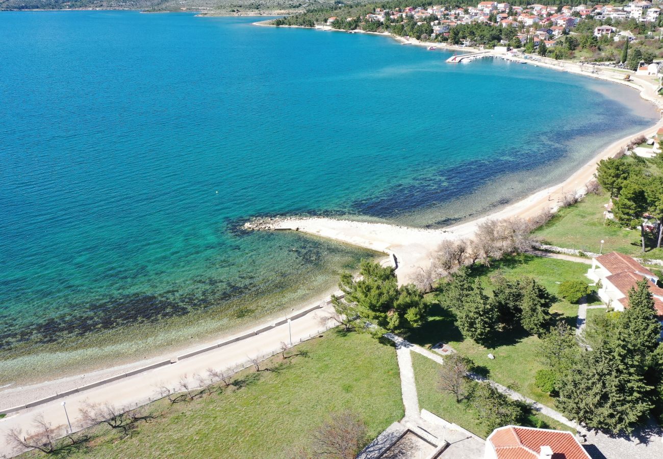 Apartment in Rovanjska - Apartment Marina No.2 with Sea View