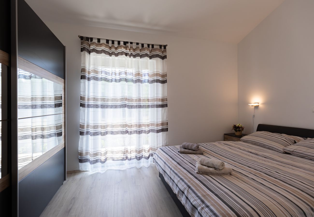 House in Vir - Holiday Home Ana Maria by the Beach