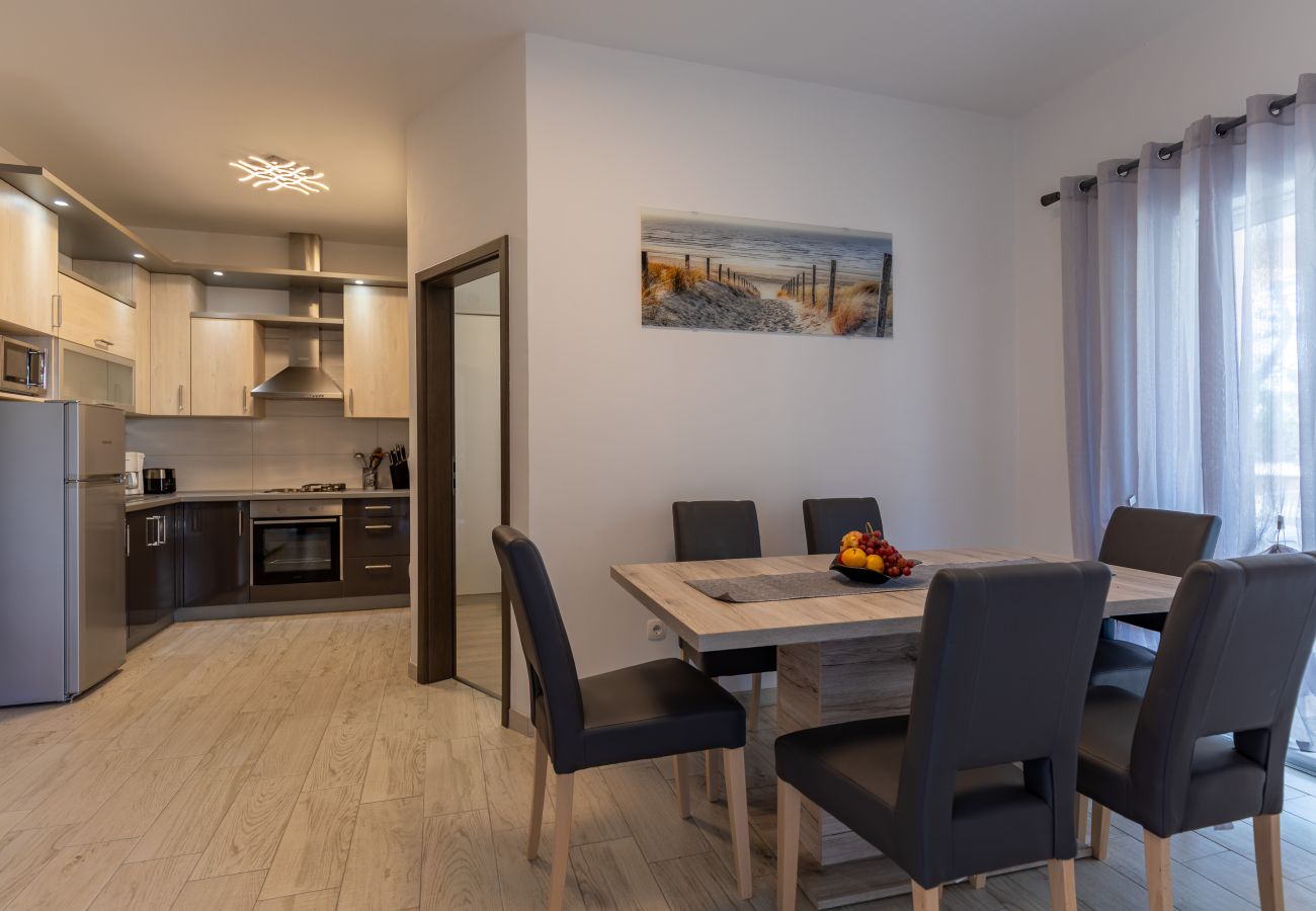 House in Vir - Holiday Home Ana Maria by the Beach