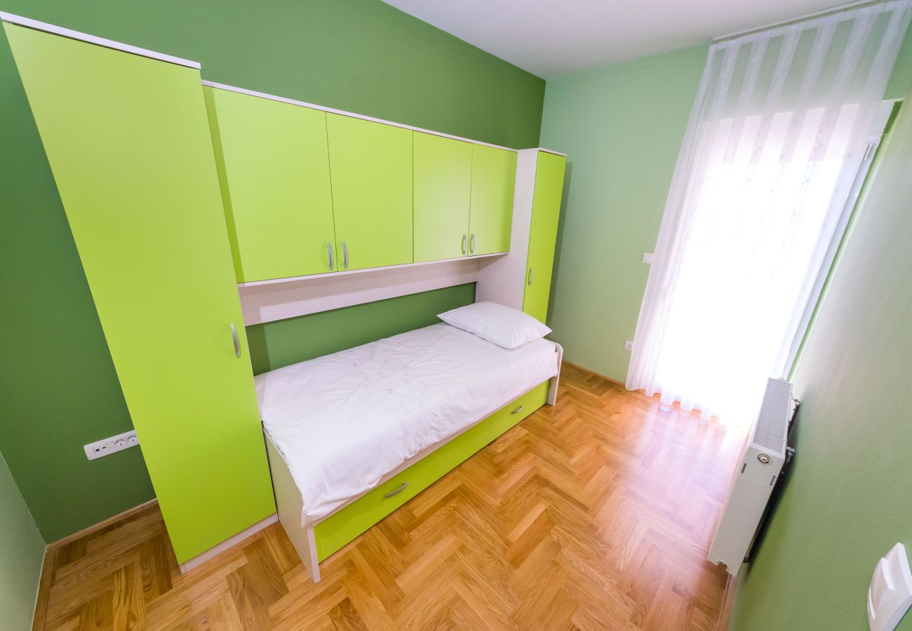 Apartment in Zadar - Apartment Goga 1 with Shared Pool