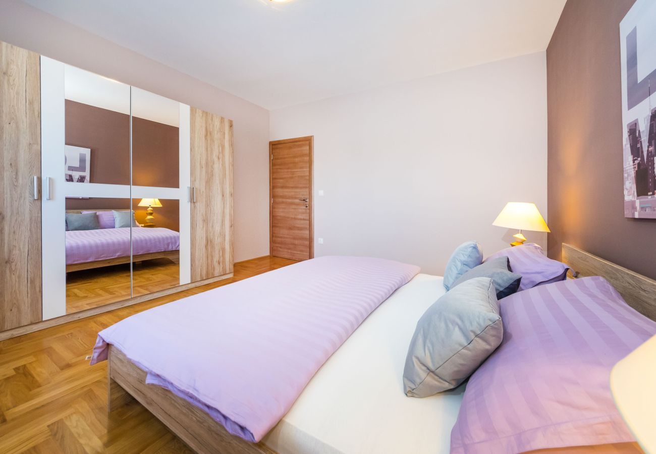 Apartment in Zadar - Apartment Goga 1 with Shared Pool