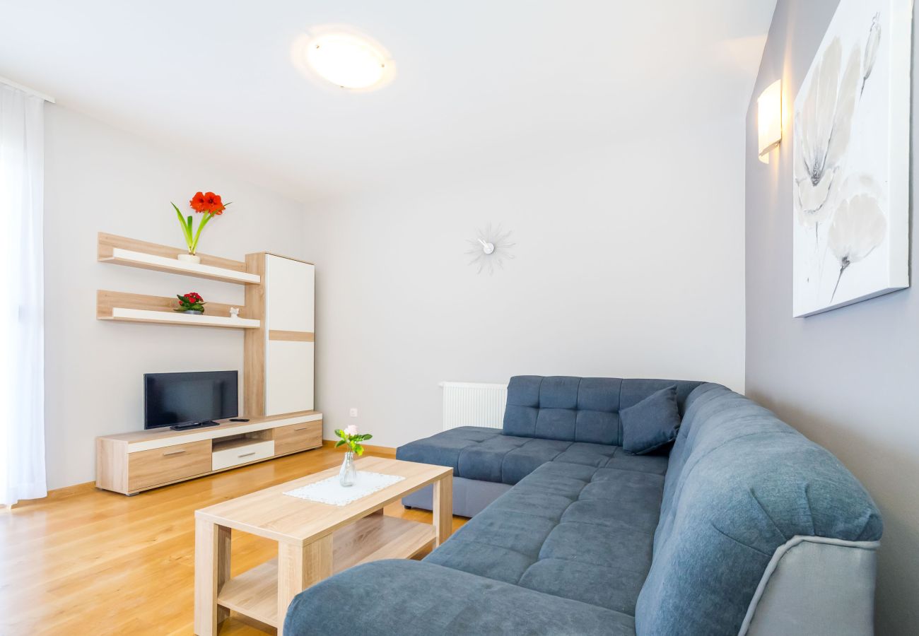 Apartment in Zadar - Apartment Goga 1 with Shared Pool