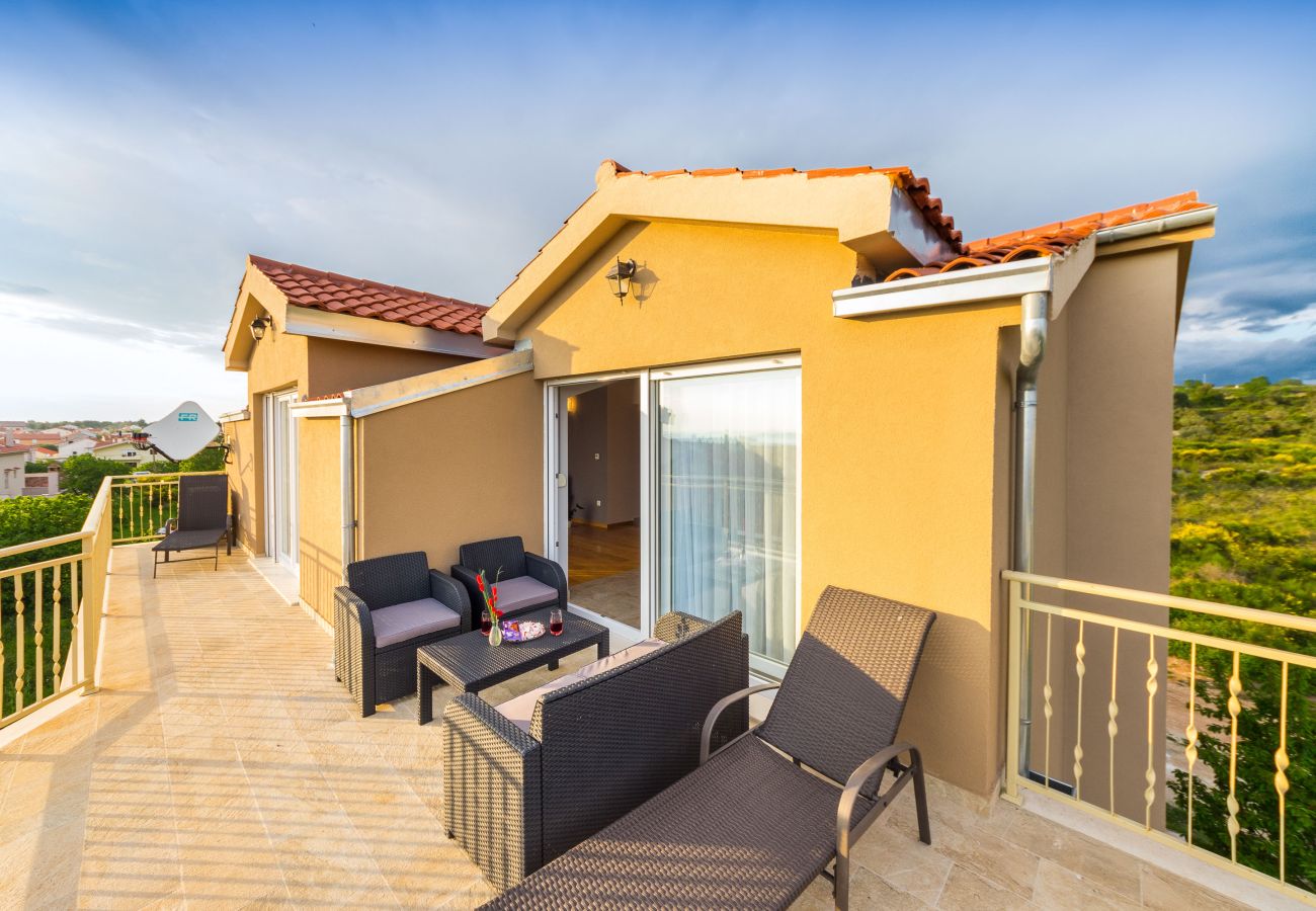 Apartment in Zadar - Apartment Goga 2 with Shared Pool