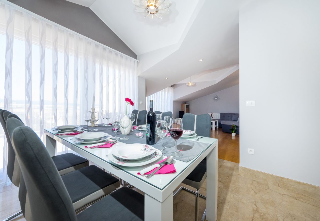 Apartment in Zadar - Apartment Goga 2 with Shared Pool