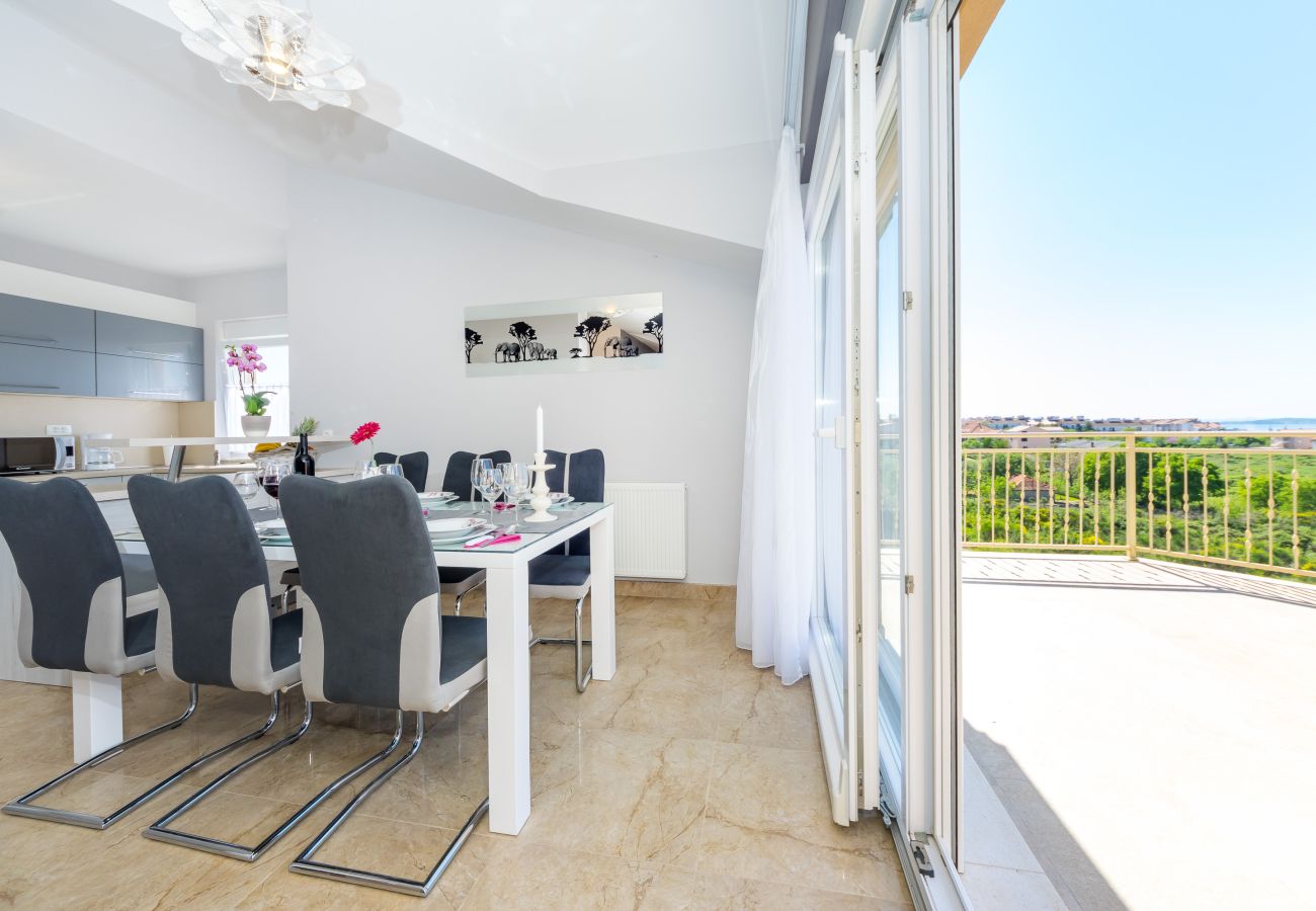 Apartment in Zadar - Apartment Goga 2 with Shared Pool