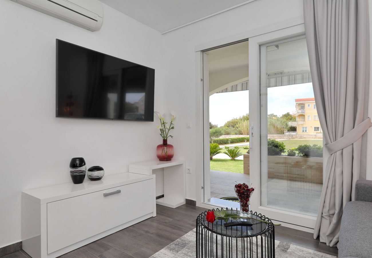 Apartment in Vir - Apartment Suva Punta 3 by the Sea
