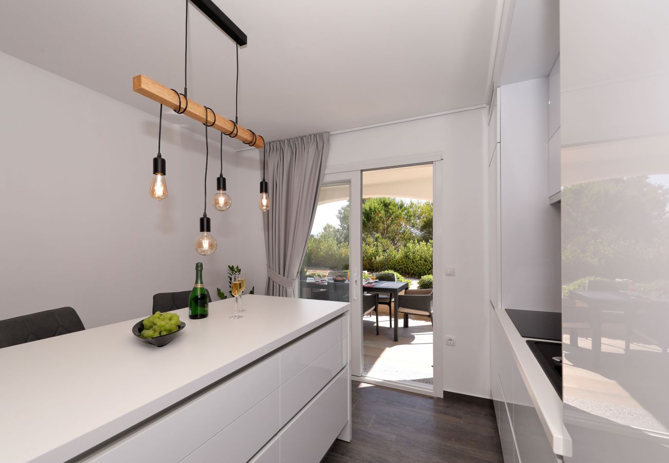Apartment in Vir - Apartment Suva Punta 1 by the Sea