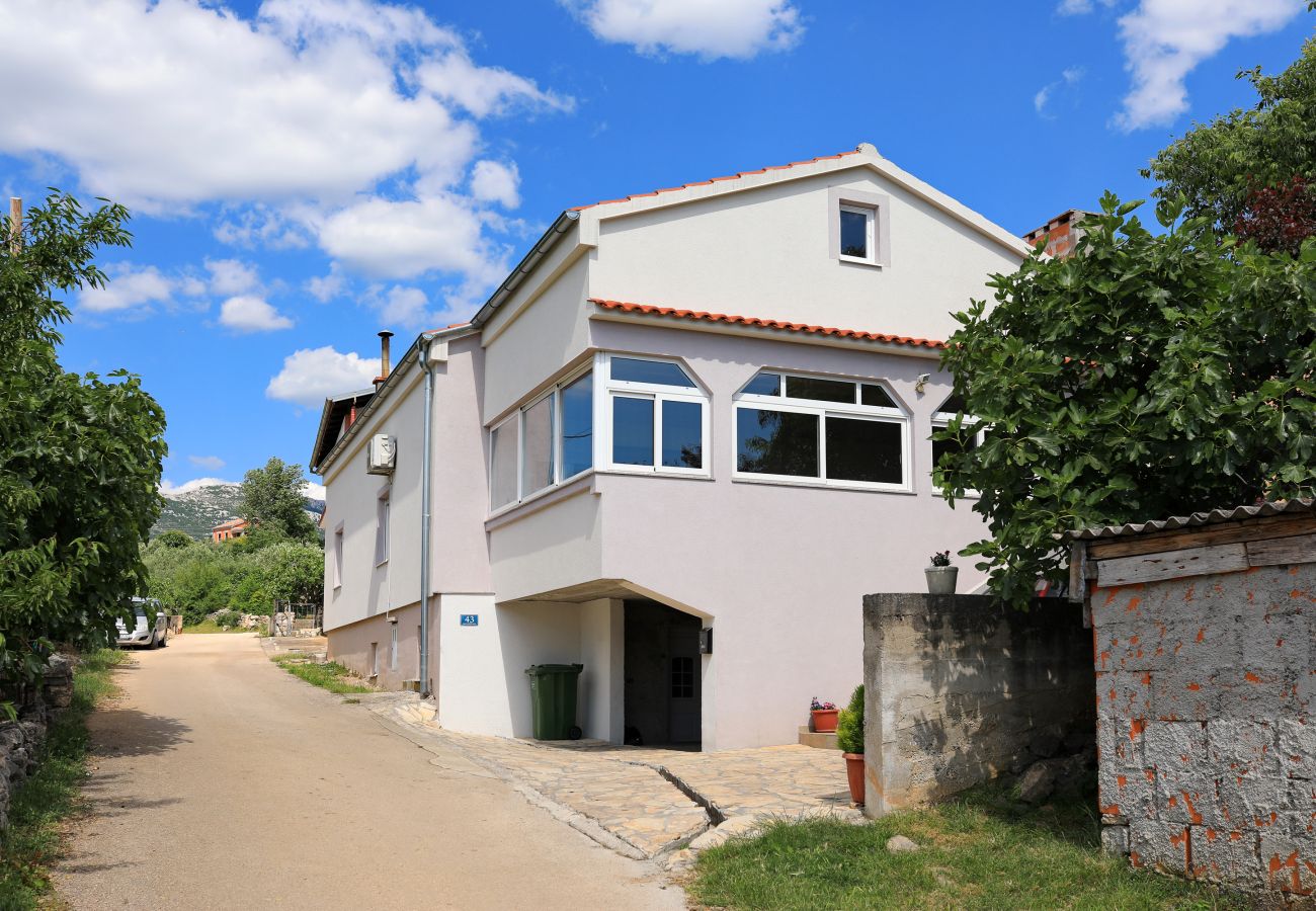 Apartment in Rovanjska - Apartment Pavao with Whirlpool