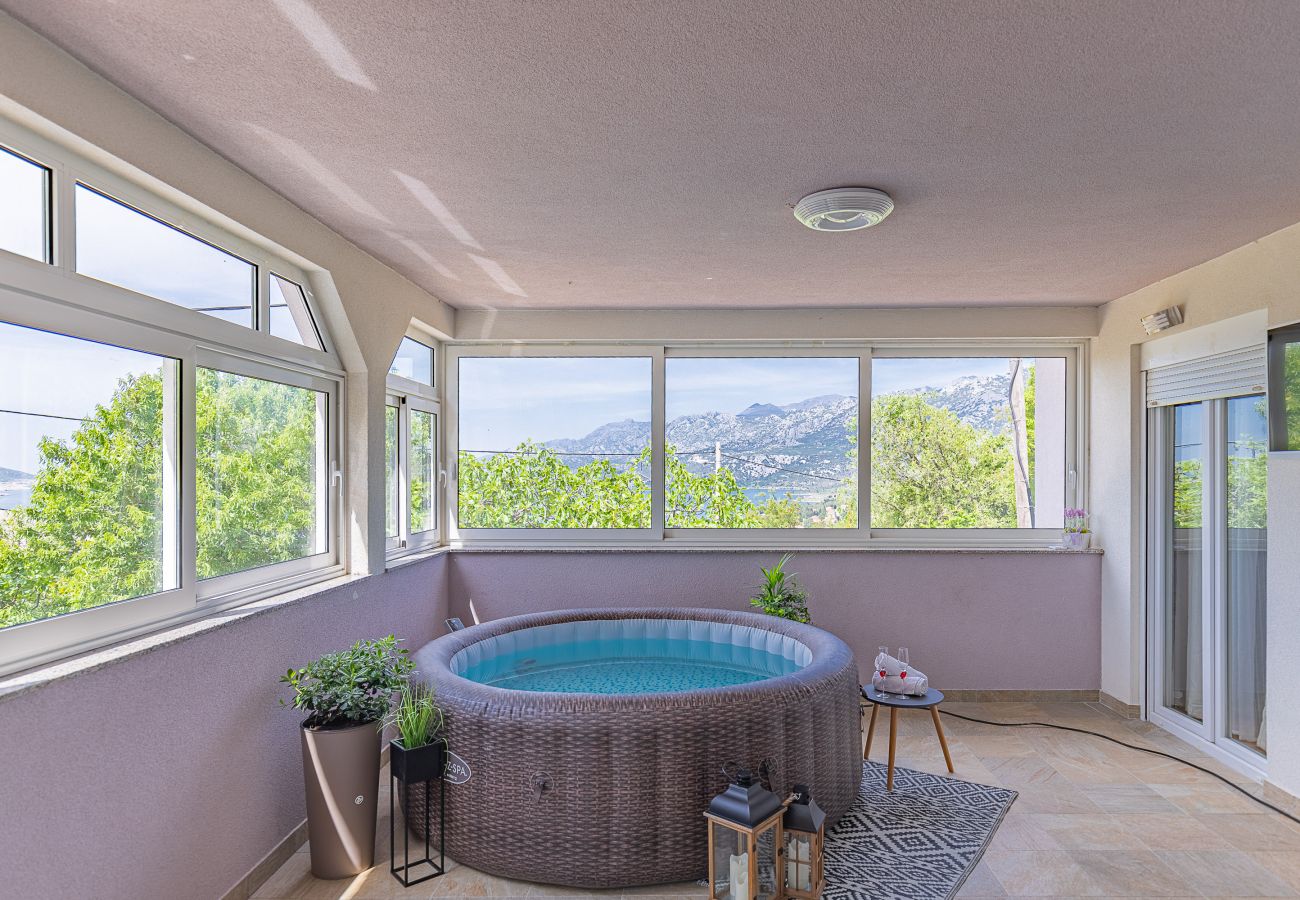 Apartment in Rovanjska - Apartment Pavao with Whirlpool