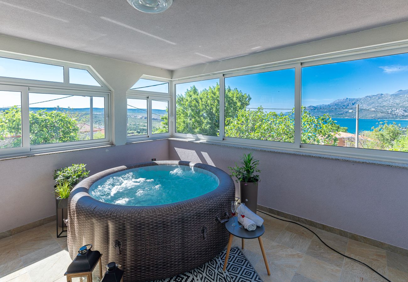 Apartment in Rovanjska - Apartment Pavao with Whirlpool