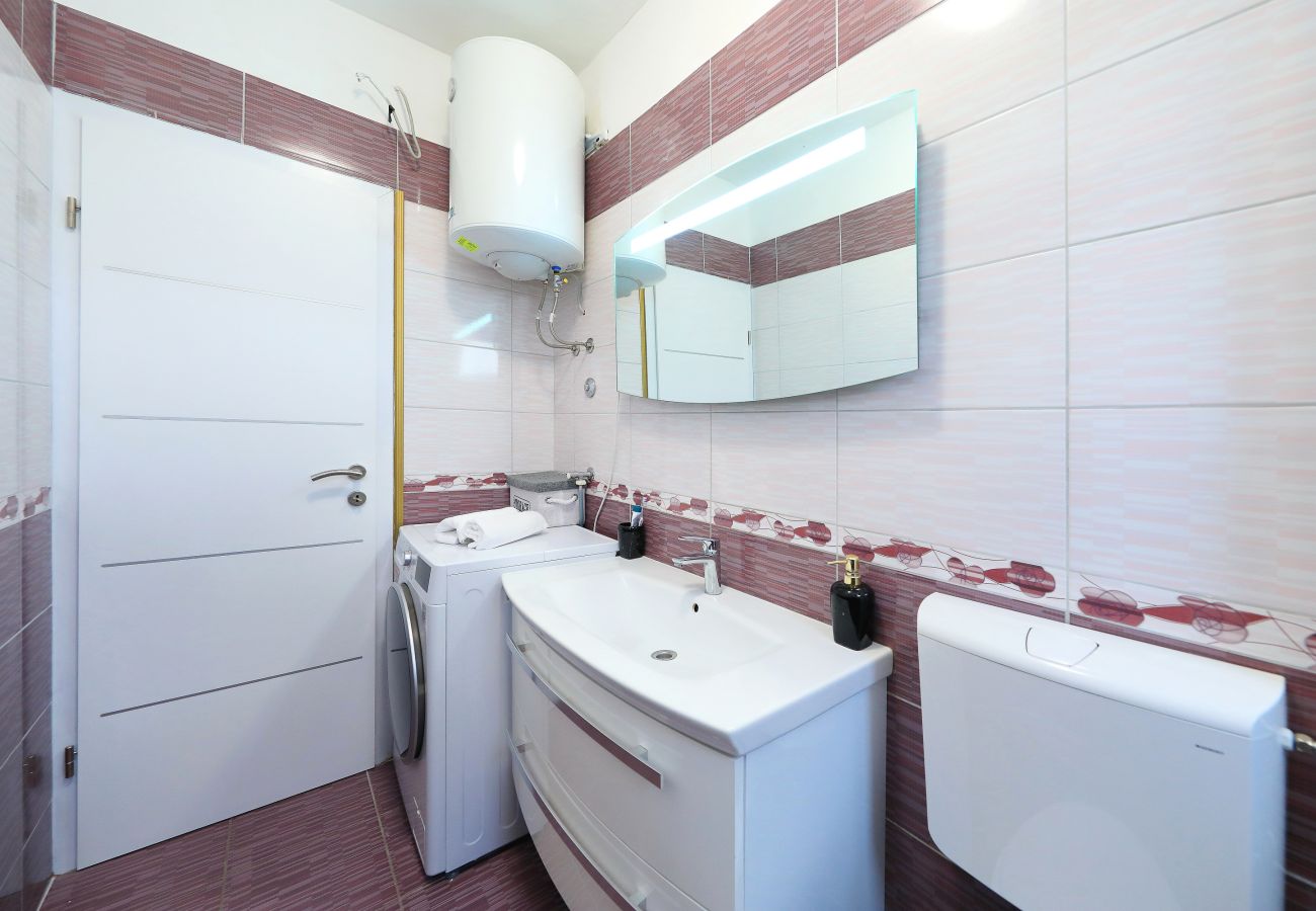 Apartment in Rovanjska - Apartment Pavao with Whirlpool