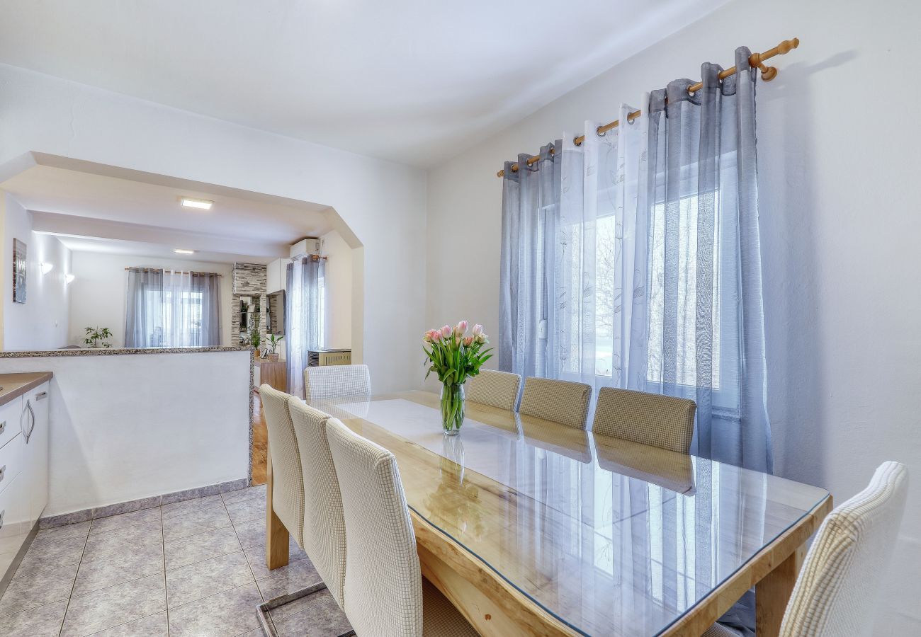 Apartment in Rovanjska - Apartment Pavao with Whirlpool