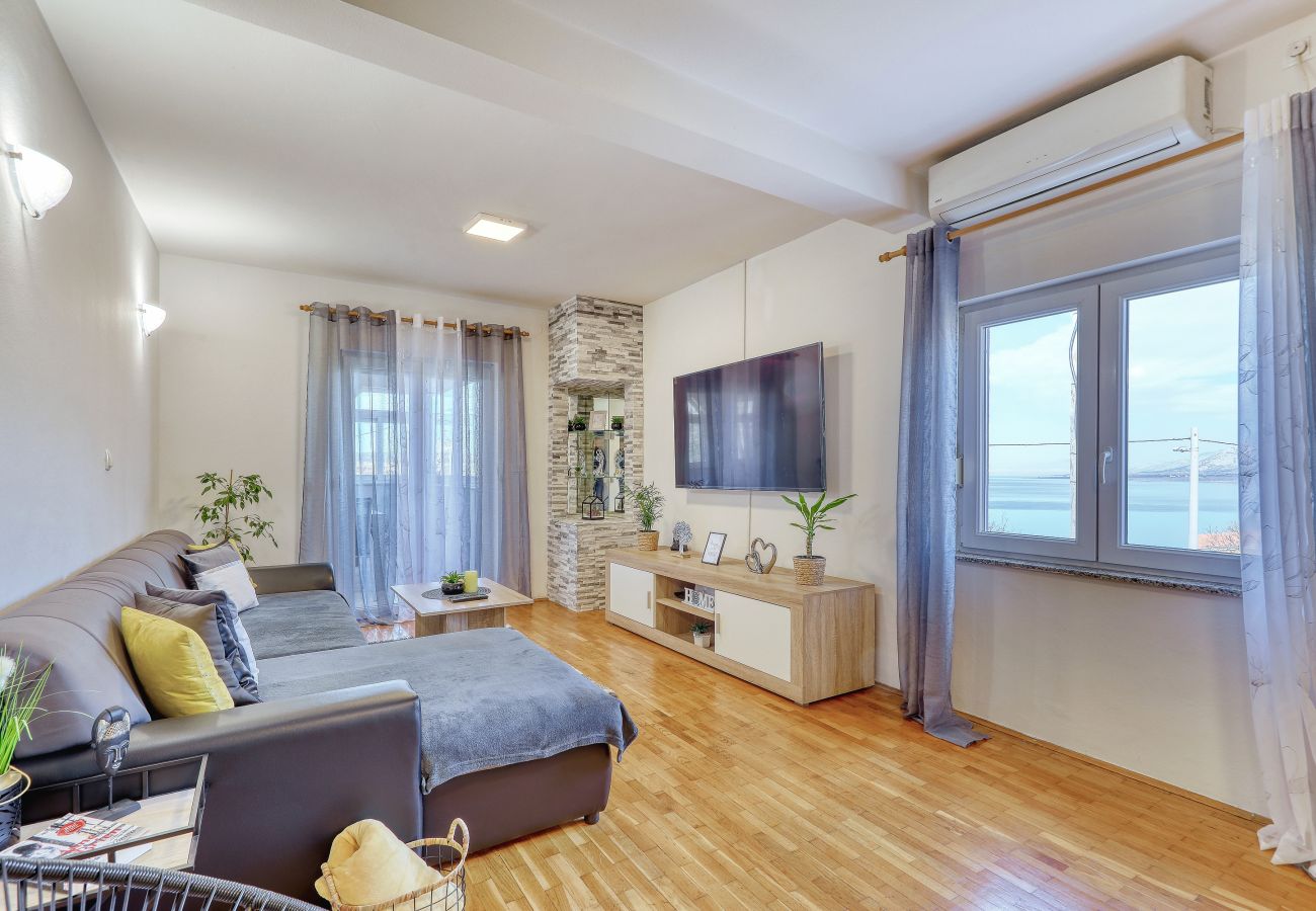 Apartment in Rovanjska - Apartment Pavao with Whirlpool