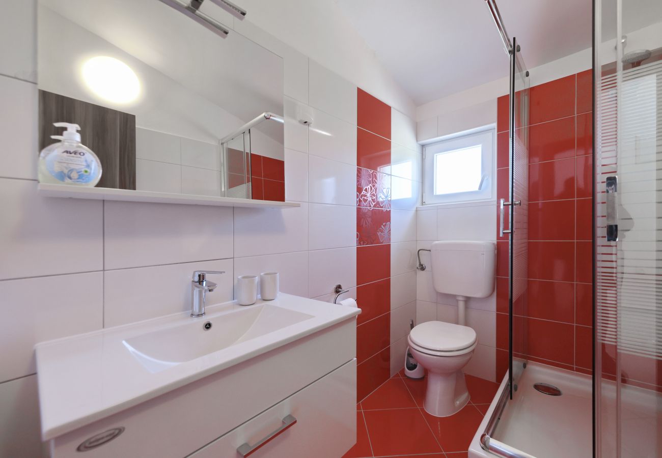 House in Kakma - Holiday Home Vana with Pool