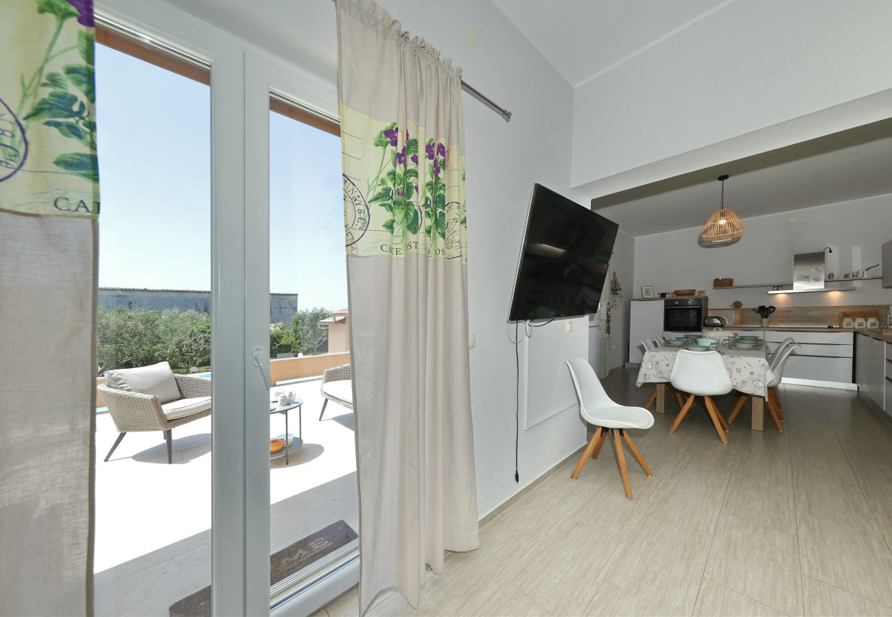 House in Kakma - Holiday Home Vana with Pool