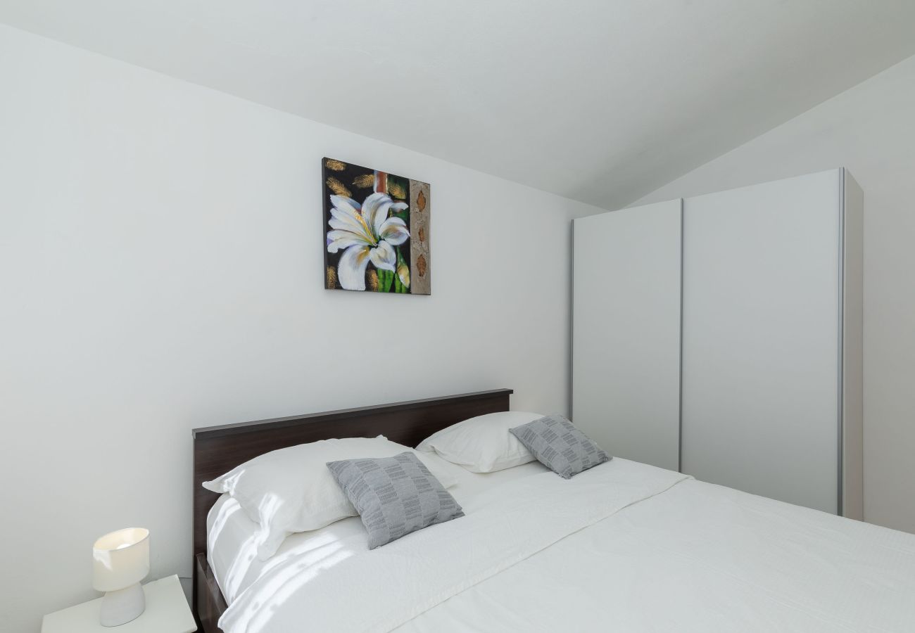 Apartment in Vrsi - Apartment Perinic No.1 in Vrsi