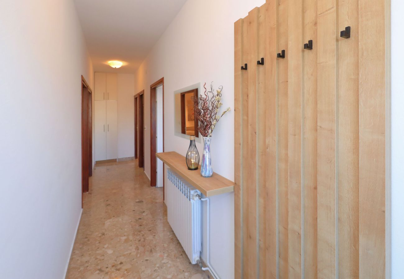House in Puljane - Holiday Home Antona with Private Pool