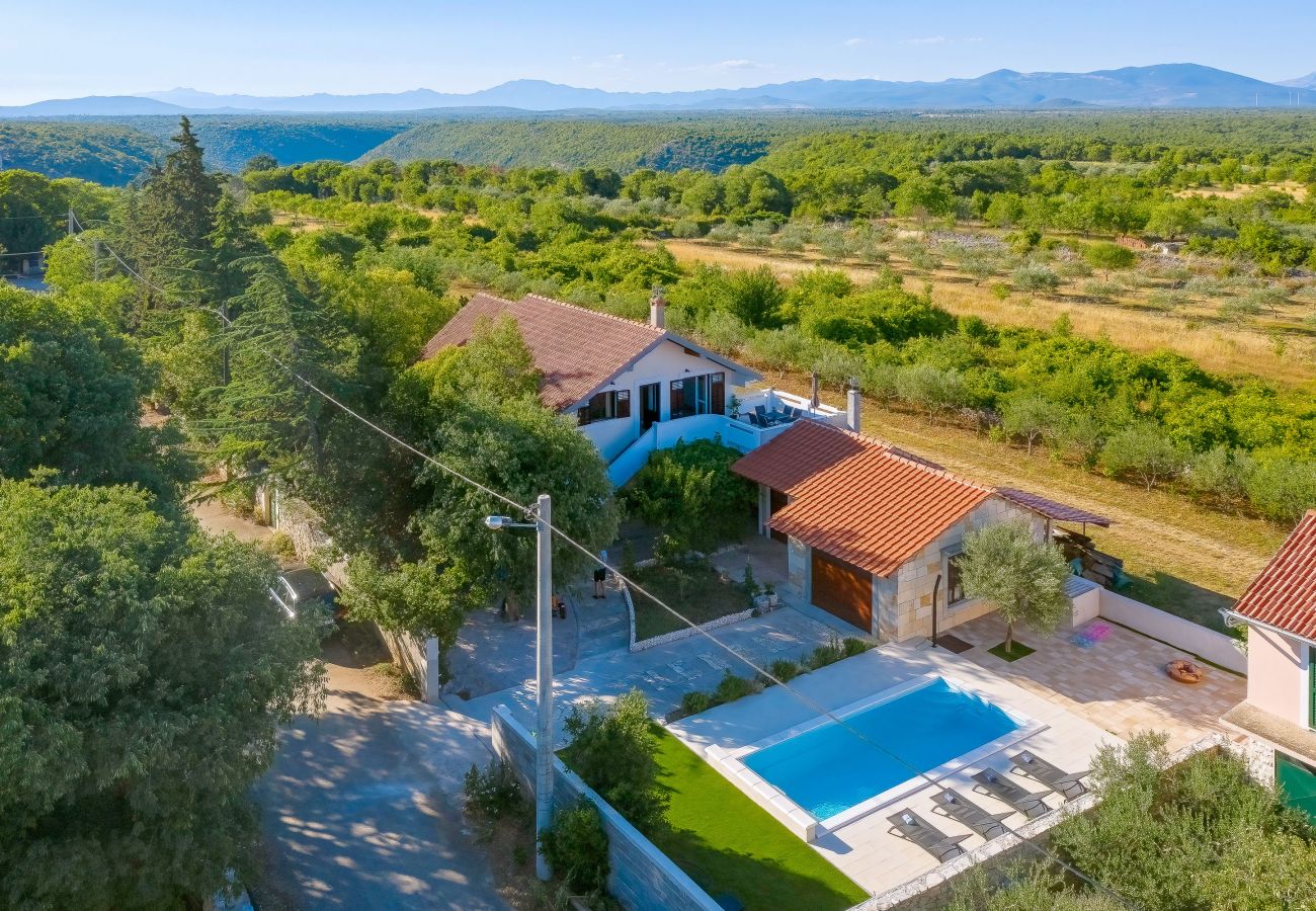 House in Puljane - Holiday Home Antona with Private Pool