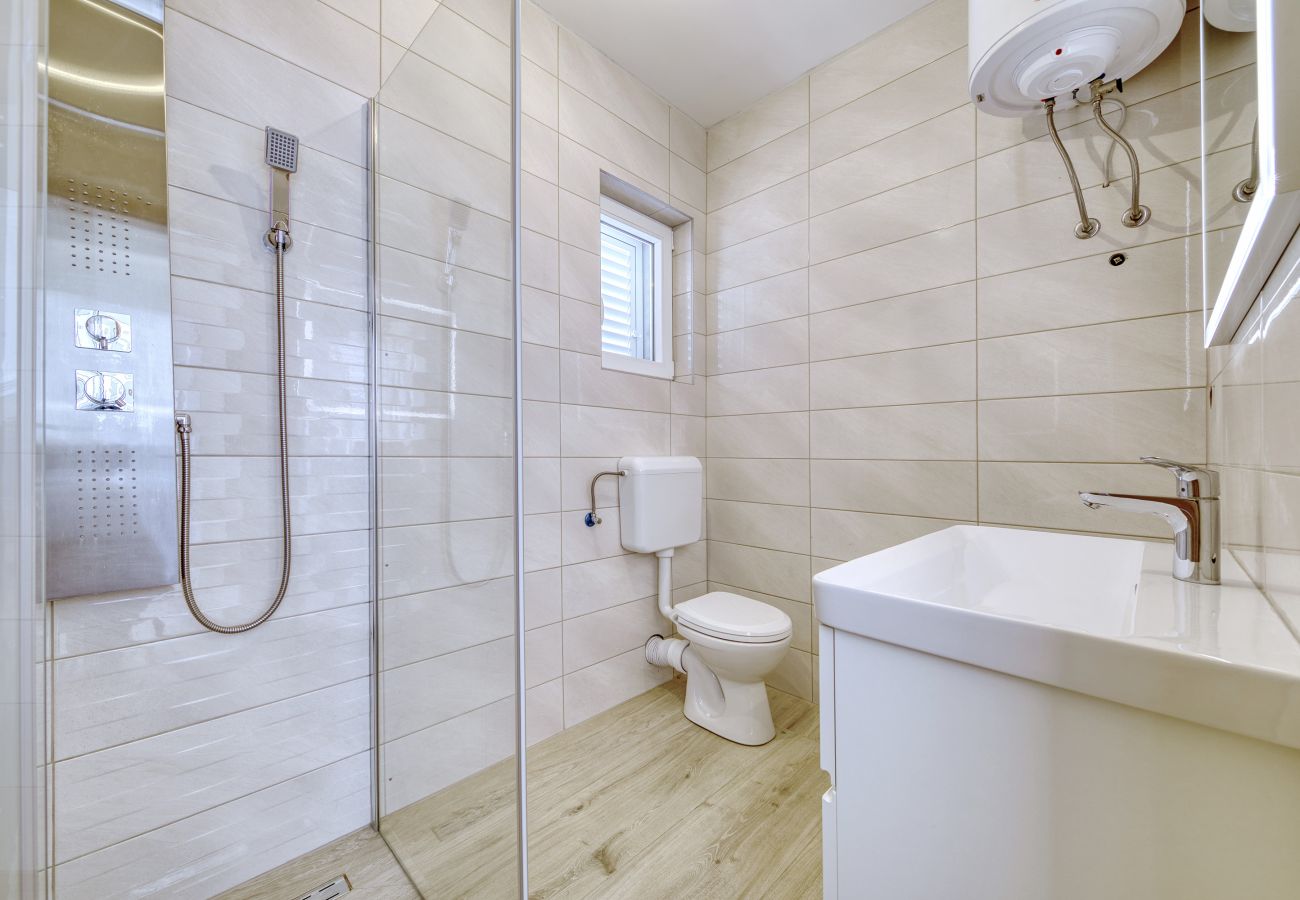 Apartment in Ljubac -  Apartment Gazic 1 by the Sea