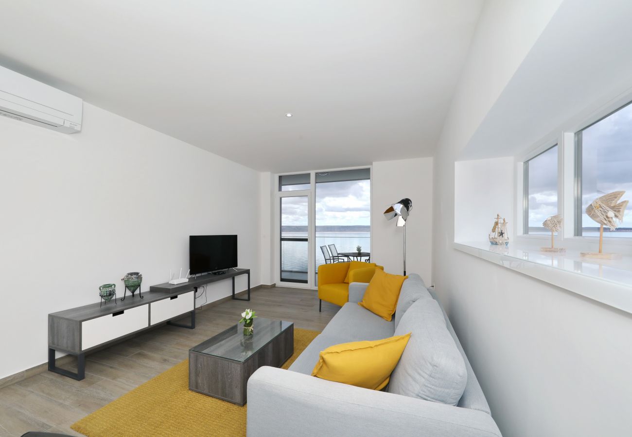 Apartment in Starigrad - Apartment Meeresbrise 5 by the Sea
