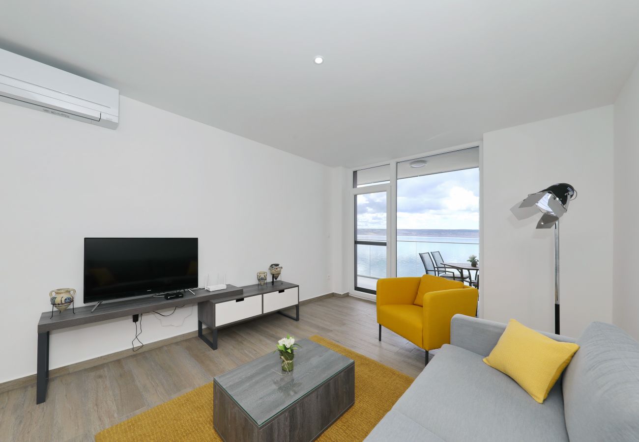 Apartment in Starigrad - Apartment Meeresbrise 4 by the sea