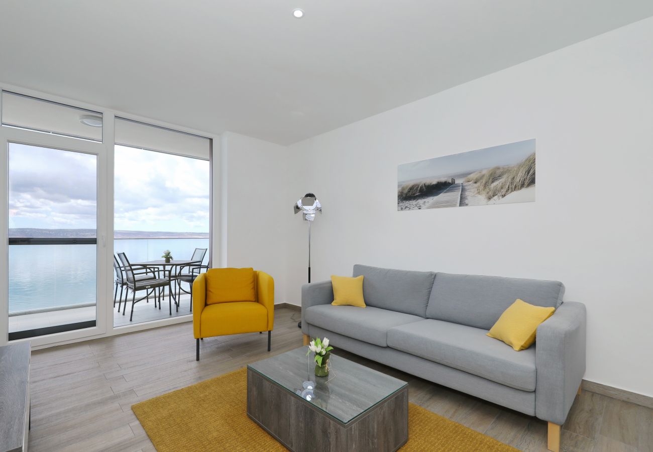 Apartment in Starigrad - Apartment Meeresbrise 4 by the sea