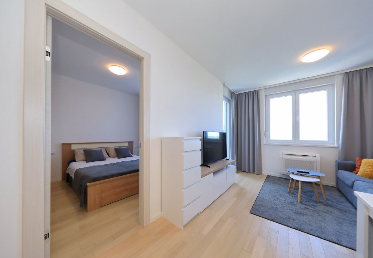 Apartment in Zadar - Apartment Kostela with Balcony and City View
