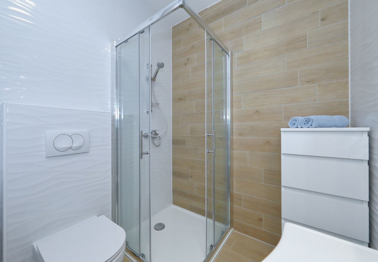 Apartment in Zadar - Apartment Kostela with Balcony and City View