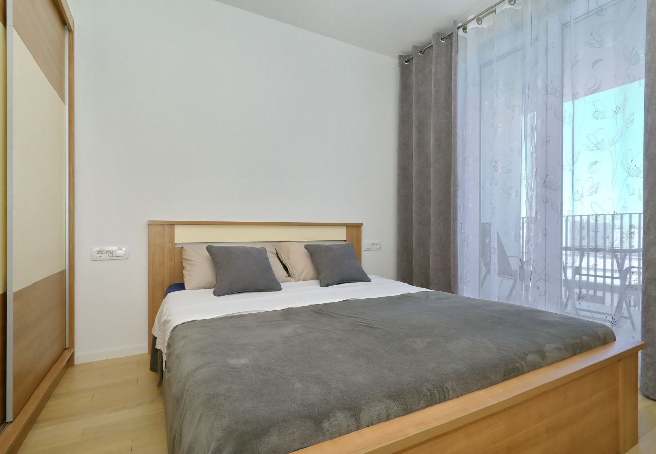 Apartment in Zadar - Apartment Kostela with Balcony and City View
