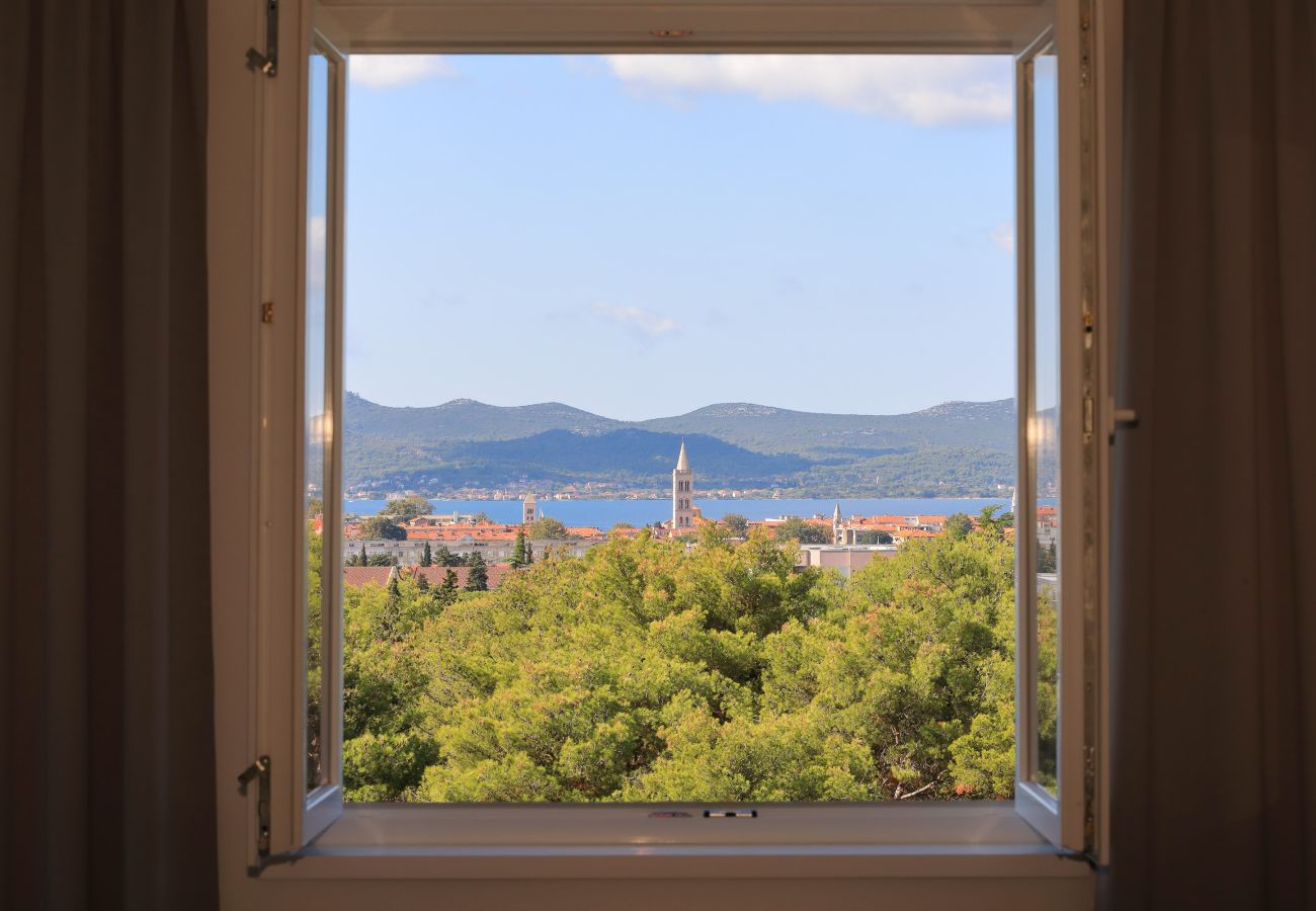 Apartment in Zadar - Apartment Kostela with Balcony and City View