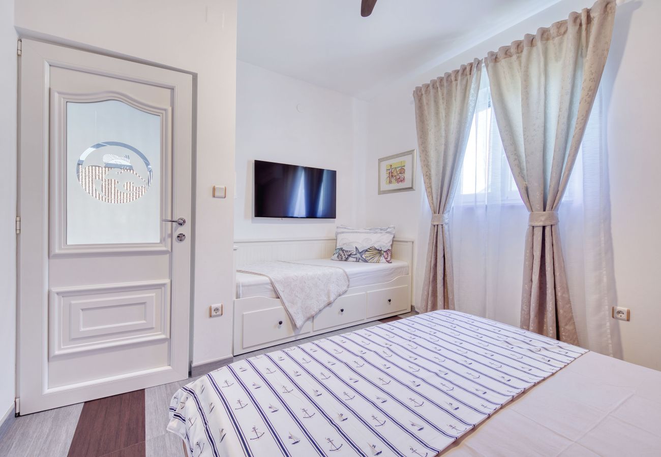 Villa in Starigrad - Villa Paulina with Heated Pool