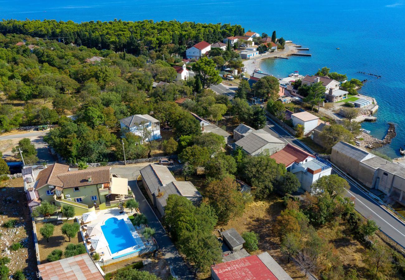 Villa in Starigrad - Villa Paulina with Heated Pool