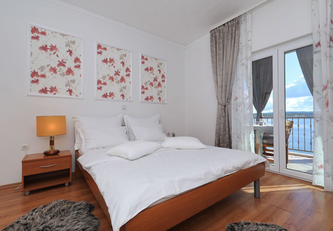 Apartment in Maslenica - Apartment Laura 1 by the Sea