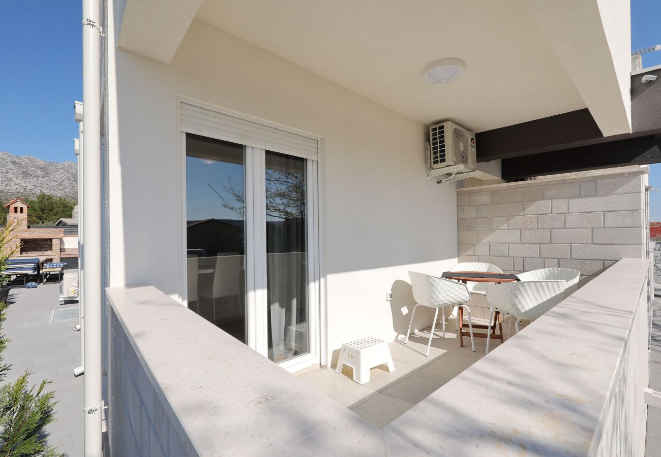 Villa in Starigrad -  Villa Jimmy with Heated Pool