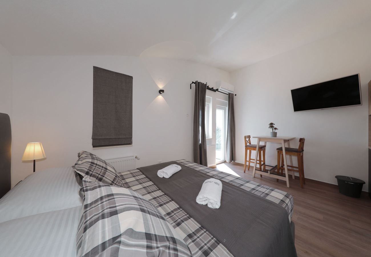 Villa in Starigrad -  Villa Jimmy with Heated Pool