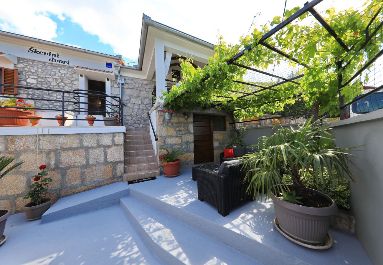 House in Starigrad - Holiday Home Milovac near Paklenica