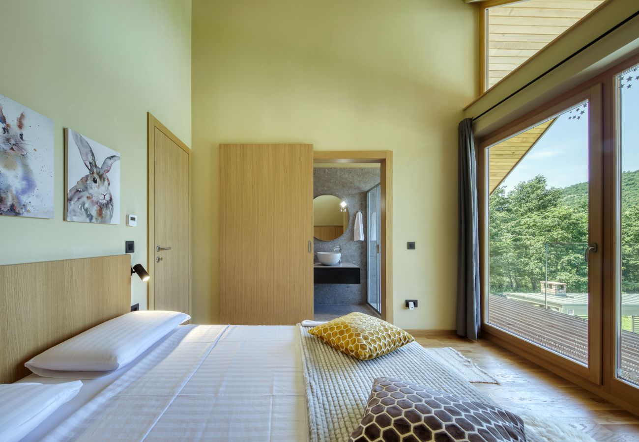 Villa in Lovinac -  Villa Lovelos with Infinity Pool in Nature