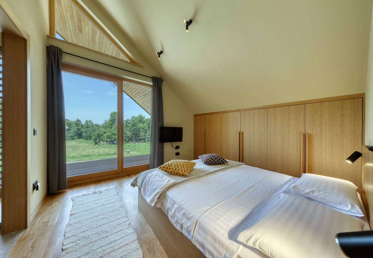 Villa in Lovinac -  Villa Lovelos with Infinity Pool in Nature