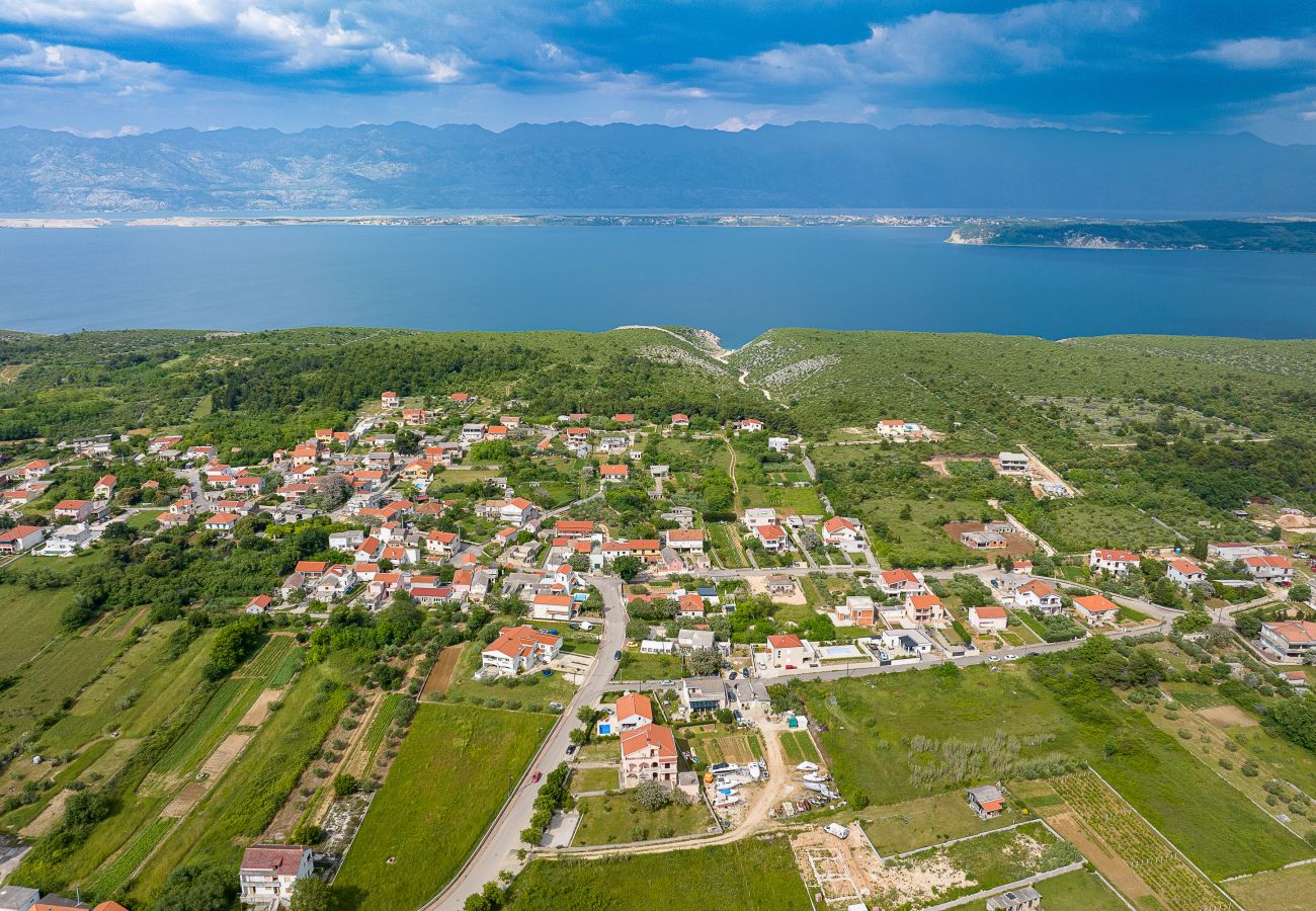 House in Vrsi - Holiday Home Eda with Pool