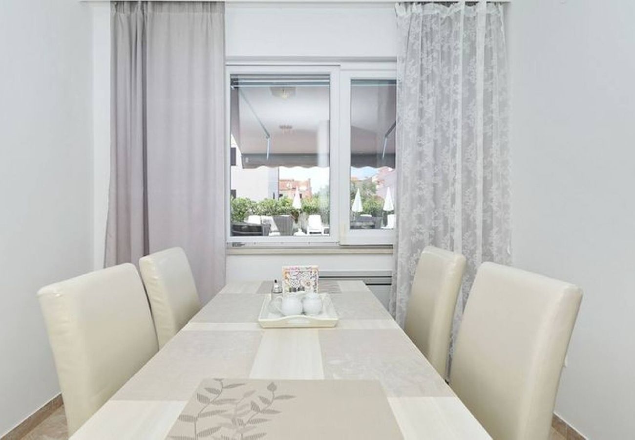 Apartment in Privlaka - Darsofina No 3 