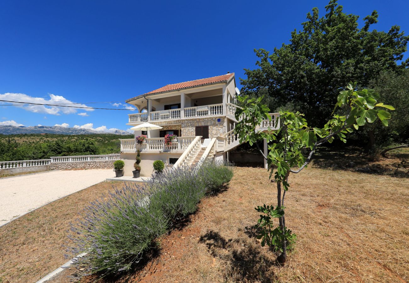 House in Kruševo - Holiday Home Antonija with Sea View