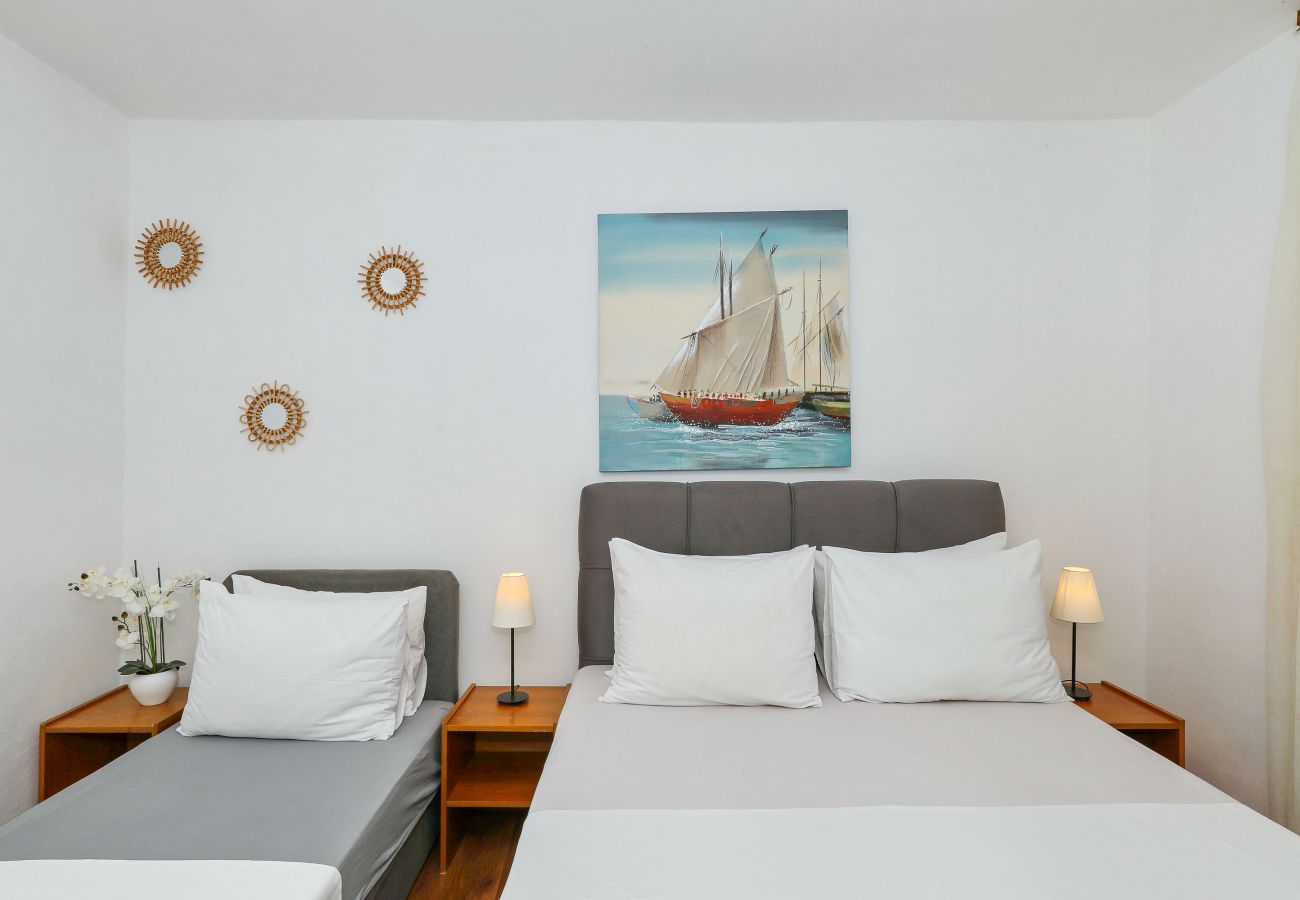 Apartment in Ljubac - Apartment Gazic 2 by the Sea