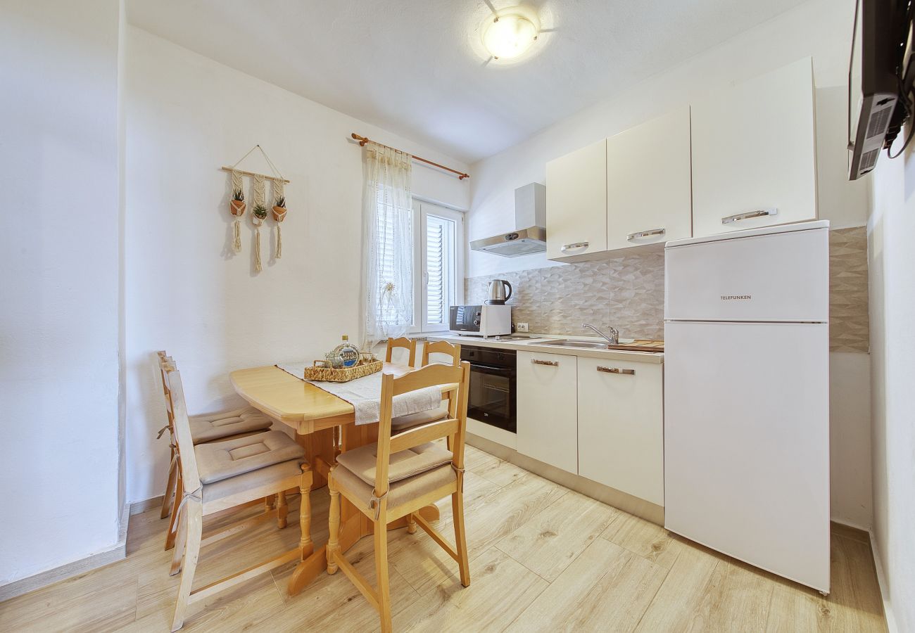 Apartment in Ljubac - Apartment Gazic 2 by the Sea