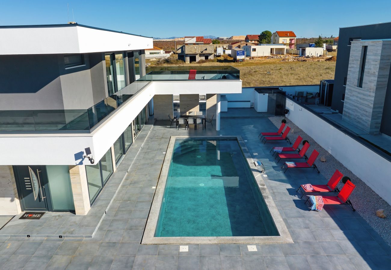 Villa in Zemunik Gornji - Villa Astur with Private Pool