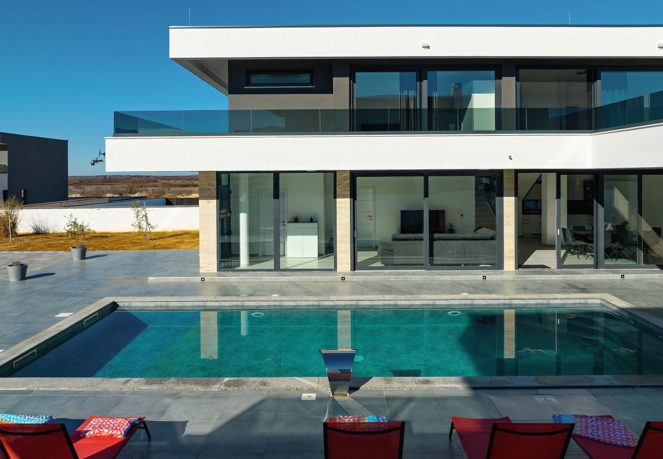 Villa in Zemunik Gornji - Villa Astur with Private Pool