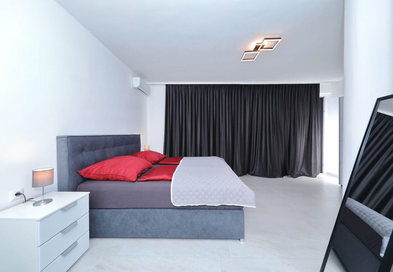 Villa in Zemunik Gornji - Villa Astur with Private Pool